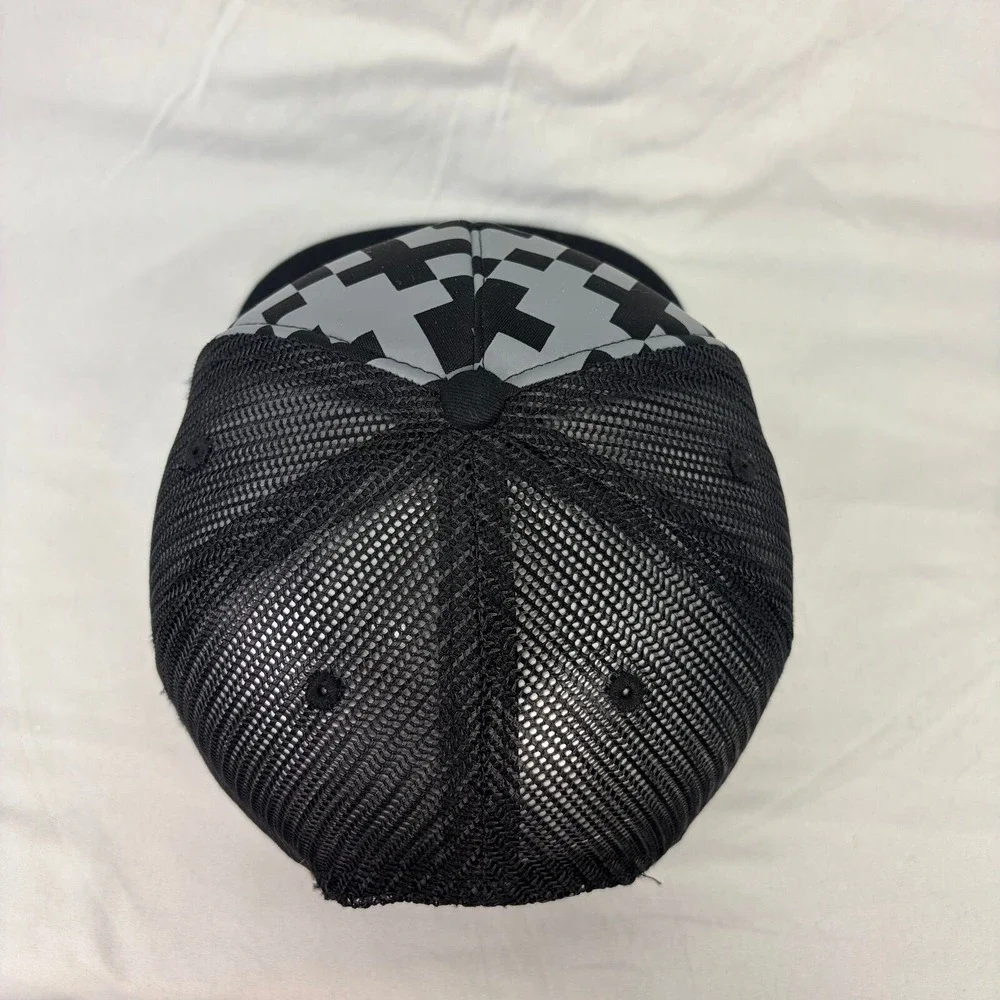 Minecraft Trucker Hat Creeper Snapback Kids OSFA Black Grey Mesh Cap